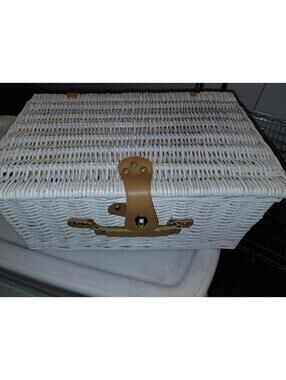 Every day woven 12 pieces picnic basket